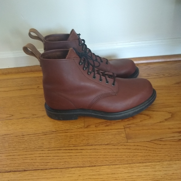 red wing boots 952